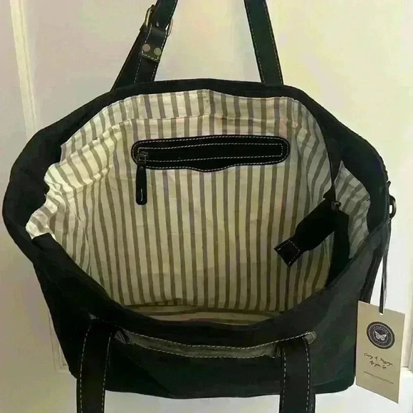 Black tote - Picture 4 of 7